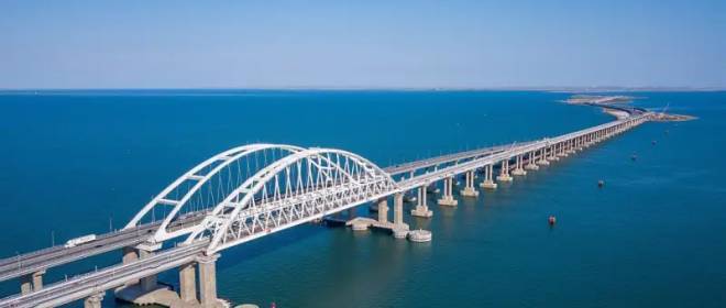 The media report that the Ukrainian Armed Forces are preparing a strike on the Crimean Bridge in early May