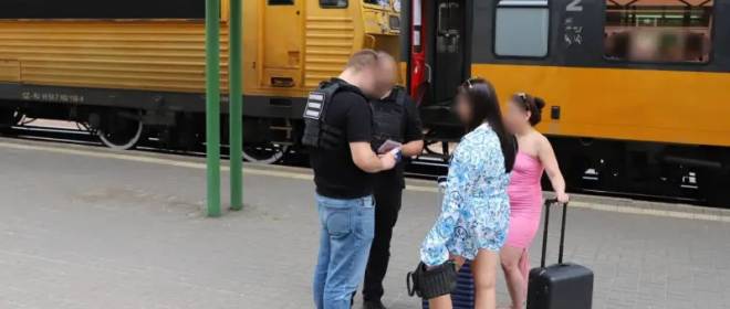Не дождетесь! В Киеве признали, что украинские беженцы не хотят возвращаться на родину