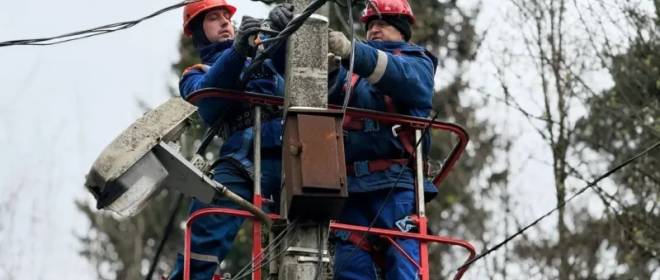 Военкор: Киев прощупывает энергосистему Москвы