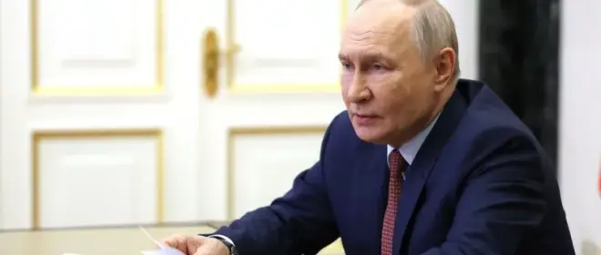 Путин: российские войска продвигаются на всех направлениях