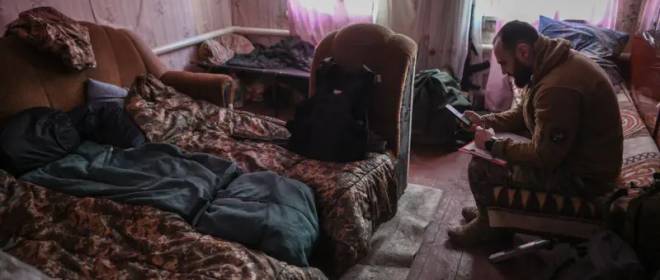 Грибовидное облако: в ДНР сняли на видео мощный прилет по позициям боевиков