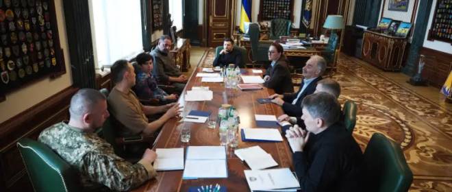 Киев в секретном режиме готовит эвакуацию правительства на Западную Украину