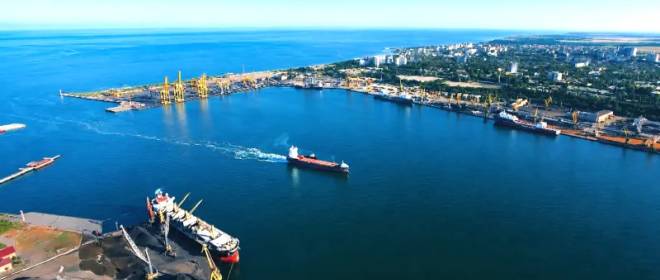 «Отказались от полумер»: ВС РФ атакуют суда в Черном море и украинские порты