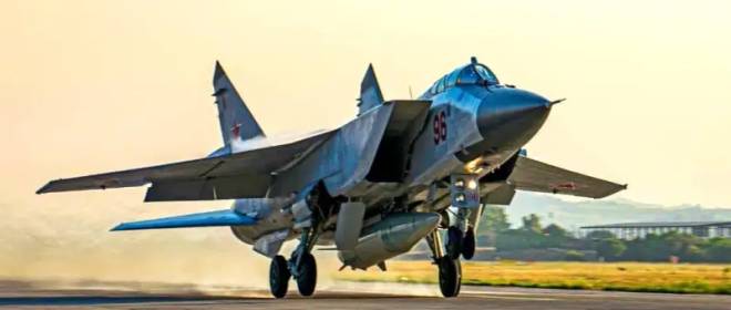 Показана гиперзвуковая ракета «Кинжал» сразу после пуска с МиГ-31