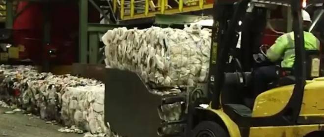 В Китае образовался дефицит мусора
