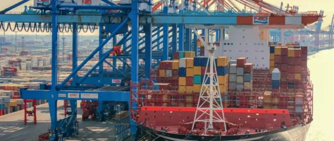 «Сдержанный пессимизм»: чем грозят глобальной торговле новые пошлины Трампа