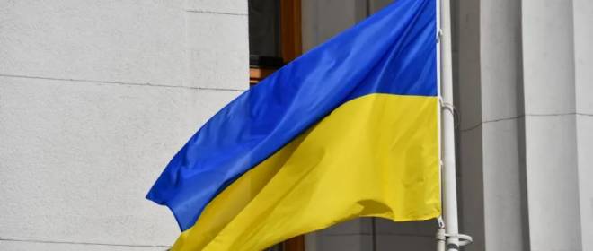 Финансовая катастрофа откладывается: в Киеве выдохнули – деньги нашли у себя