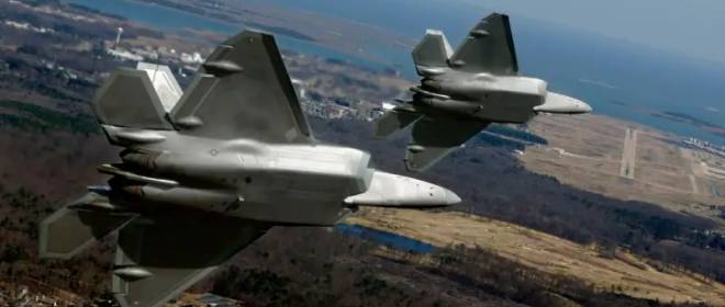 США перебрасывают десятки истребителей F-16, F-22 и F-35 поближе к Ирану