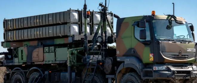 Макрон готов спасти Украину от российских ракет