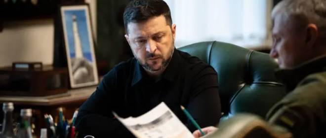 The Spectator: Зеленский тонет в «золотых унитазах» вслед за Януковичем