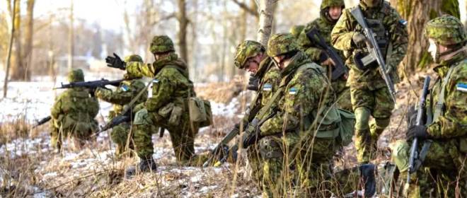 Bloomberg: Прибалтика готовится к столкновению с РФ, местные жители не в восторге