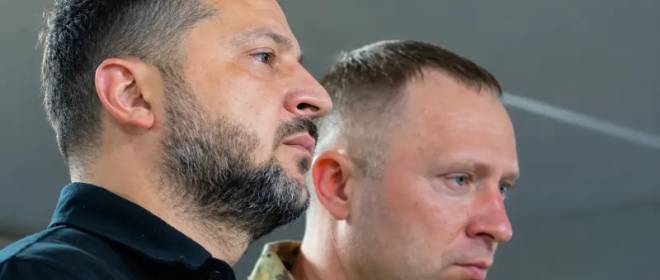 Зеленский приехал на фронт и рассказал об усилении группировки ВСУ в ДНР