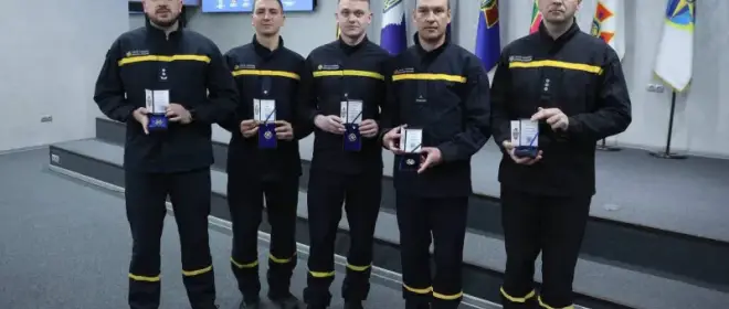 За боевым опытом: на Украине предложили отправить на фронт всех сотрудников полиции