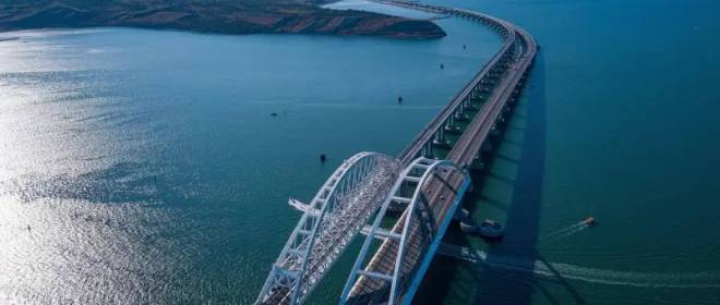 Британский эксперт: атакуя Крымский мост, Украина рискует потерять всё на левом берегу Днепра