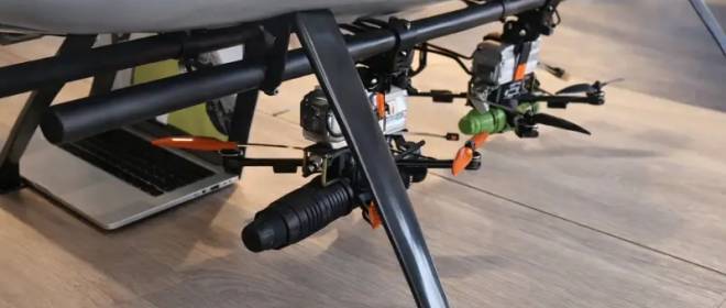 ВС РФ взяли под огневой контроль трассу Павлоград – Красноармейск FPV-дронами