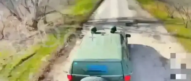 Автомобиль с боевиками ВСУ не сумел уйти от погони российского FPV-дрона