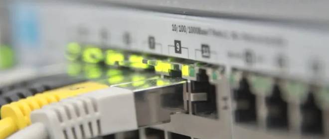 Интернет по новым правилам: россиян за рубежом отрезали от привычных сервисов