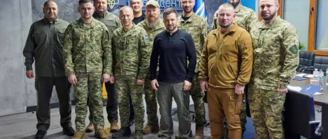 «При Залужном такого не было»: на Банковой начали искать замену главкому ВСУ Сырскому