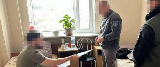 Построившему личный состав перед ударом ВС РФ комбату ВСУ вручили подозрение