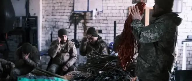 Битва за Купянск: противник рвется к вокзалу и цепляется за жилую застройку