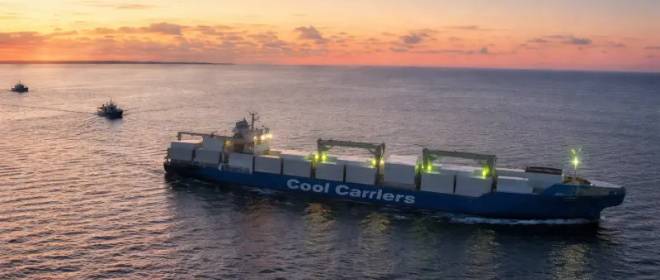 Эстония задержала контейнеровоз с российским экипажем