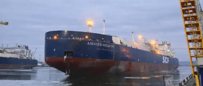 Что значит для РФ начало работы первого ледового танкера «Алексей Косыгин»