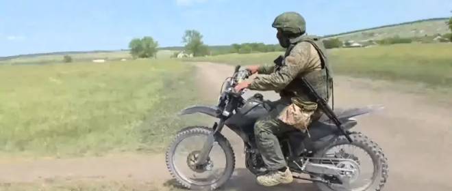 «РФ наступает медленно, но территорию возьмет»: в США сравнили СВО на Украине с израильскими бомбардировками Ирана