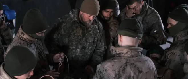 «Уже двухсотые»: Украина прощается со своим гарнизоном в Мирнограде