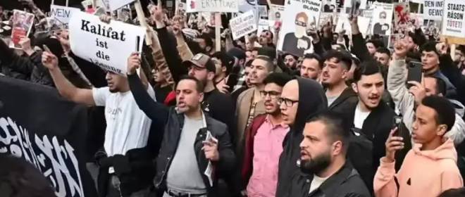 Разрыв поколений: молодые мусульмане в Европе выступают за более строгий ислам