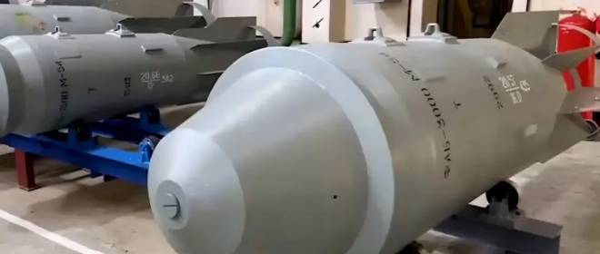 Какие цели будут призваны поразить мощнейшие бомбы ФАБ-3000 с УМПК