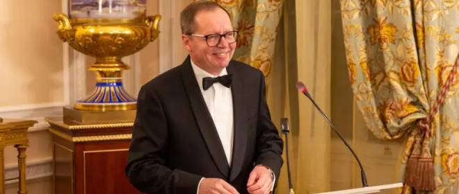 Посол РФ: Москва не будет подписывать мирный договор с Зеленским