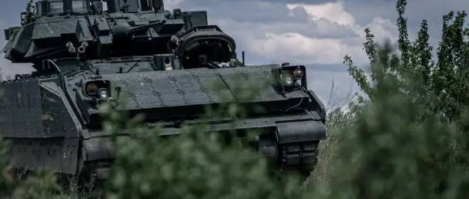 Уничтожение БМП Bradley и штурмовой группы ВСУ на Сумщине показали на видео – нарушения границы России не допущено