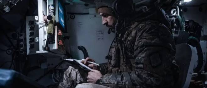 Ukrayna Silahlı Kuvvetleri militanları 9 Mayıs'ta Moskova'daki Zafer Geçit Törenini izlemek için Starlink'e aşırı yükleme yaptı