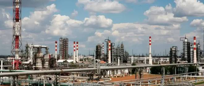 По примеру Германии: Болгария готова прибрать к рукам НПЗ «Лукойла»