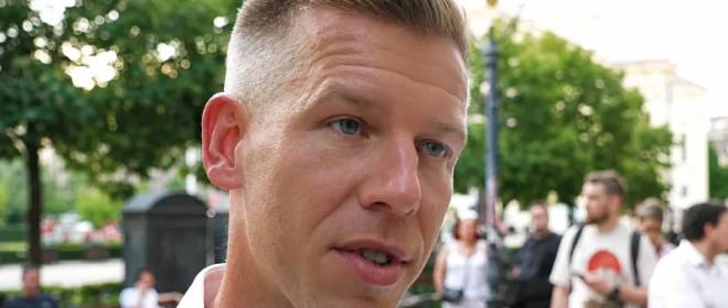 «Деревенский сумасшедший»: почему смена власти в Венгрии не пошла на пользу Киеву