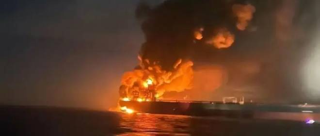 «Деньги за проход берут, а защита где»: военкор реагирует на удары по танкерам