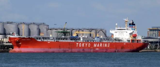 Венесуэла отдает США танкеры с чужой нефтью, чтобы не отдавать землю