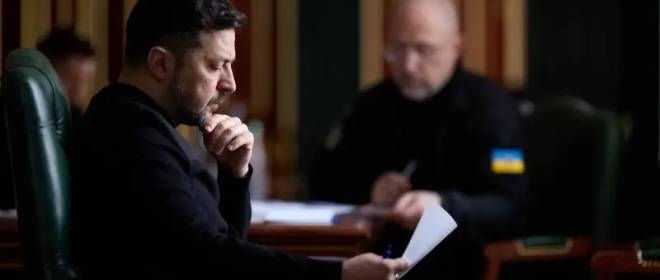 Зеленский приказал разработать план войны с РФ еще на три года