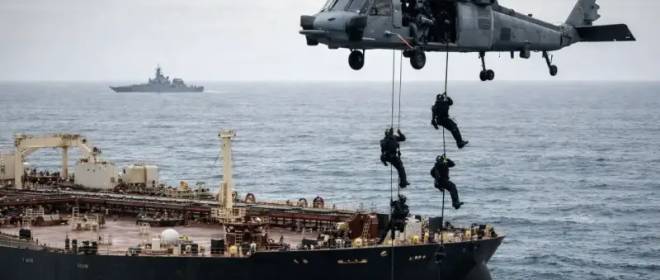 Макрон заявил о захвате танкера из России в Средиземном море