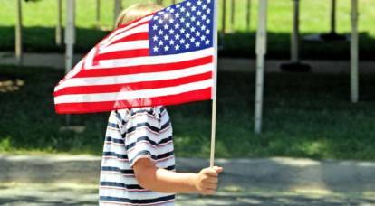 Odsetek białych dzieci urodzonych w Stanach Zjednoczonych spadł do 50 procent.