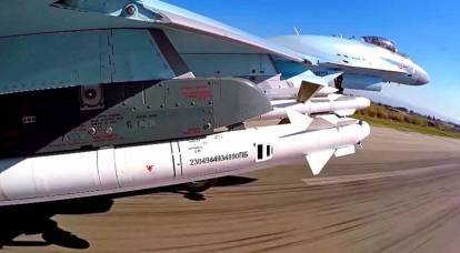 Medien: Russland hat 10 Flugzeuge nach Libyen transferiert, darunter die Su-35