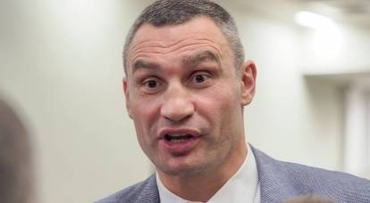Klitschko, Bandera ve Shukhevych caddelerini iade etme sözü verdi