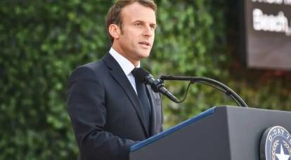 Macron ha offerto alla Russia la cooperazione nelle indagini sull’attacco terroristico