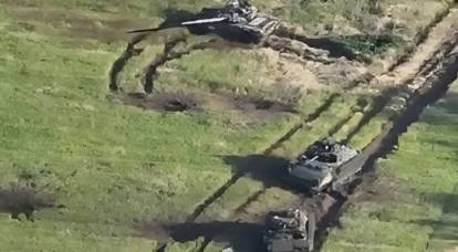 Появились первые кадры подбитой техники ВСУ в ходе сегодняшней атаки в районе Орехова