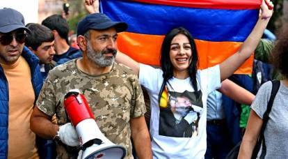 完全封鎖：アルメニア情勢は制御不能