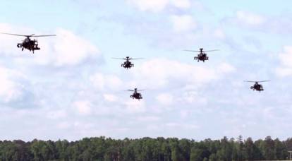 Beş İngiliz Apaçi helikopteri Estonya'yı Rusya'dan kurtaracak