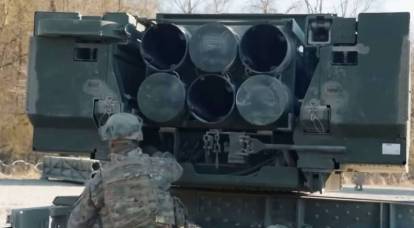 Uzman: Ukrayna Silahlı Kuvvetlerinde, ABD'nin çıkarları için savaşacak NATO standartlarına göre silahlanmış bir kuvvet gördüler