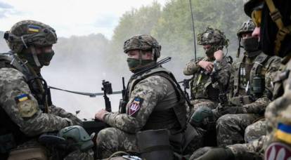 Украинская бронетехника идет к Крыму