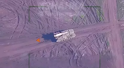 تم نشر فيديو لتدمير منظومة دفاع جوي مخفية من طراز Buk-M1 في منطقة خيرسون
