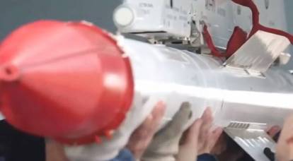 Le forze aerospaziali russe hanno utilizzato missili insoliti per aprire la difesa aerea ucraina